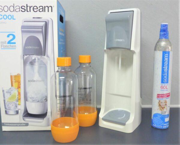 SodaStream COOL in GRAU/WEISS Megapack incl. CO2 Zylinder NEU mit 2x PET Flasche | sodawonder