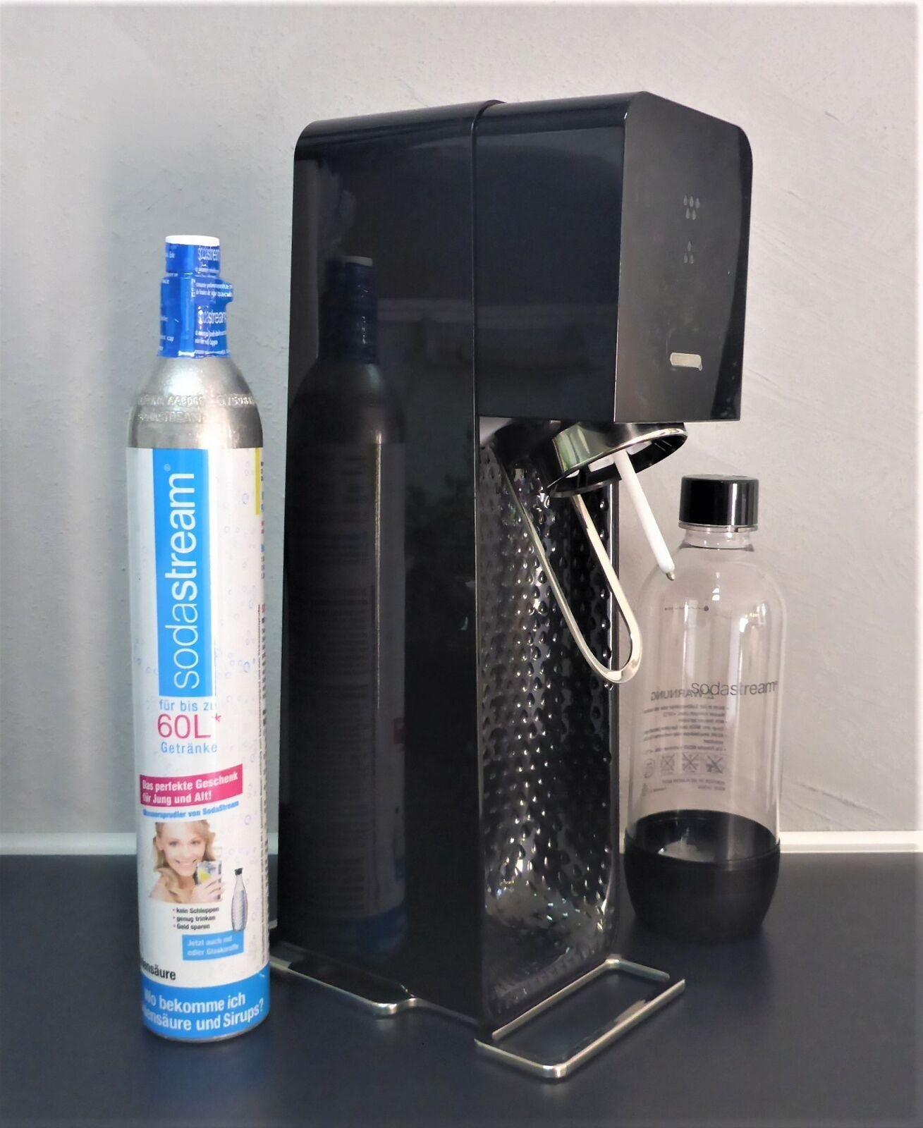 SodaStream Source SET schwarz gänzend 3-Stufen LED Anzeige Aussteller