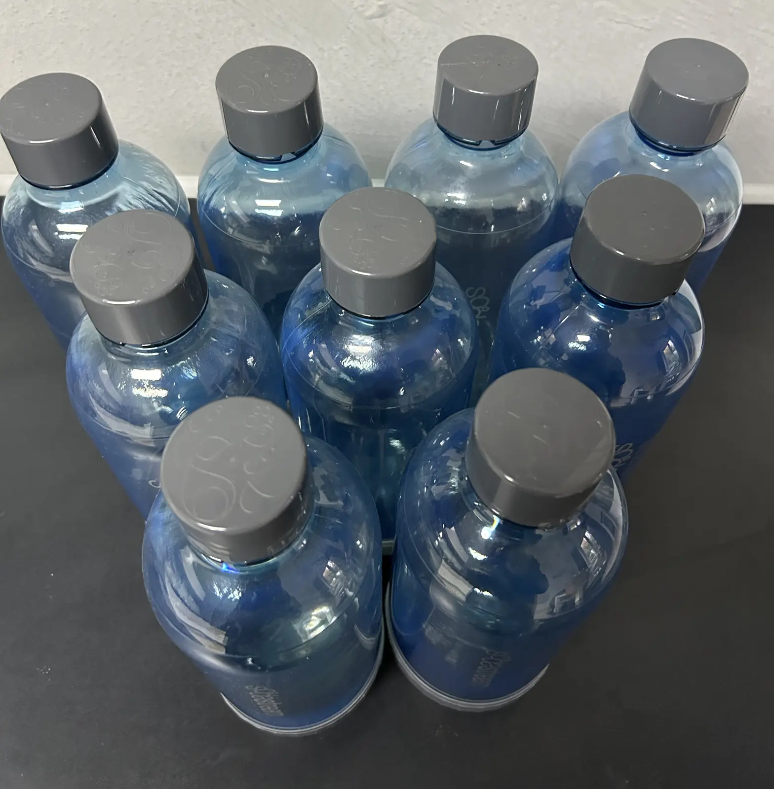 NEU 9x1L SodaStream Sodaclub Trinkflasche grau für Spülmaschine geeignet Wasserflasche – Bild 4